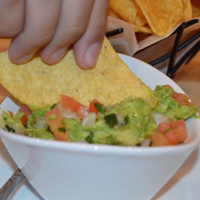 Side Guacamole.